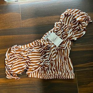 Faithfull NWT off shoulder top